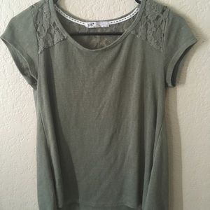 Hunter green cute blouse